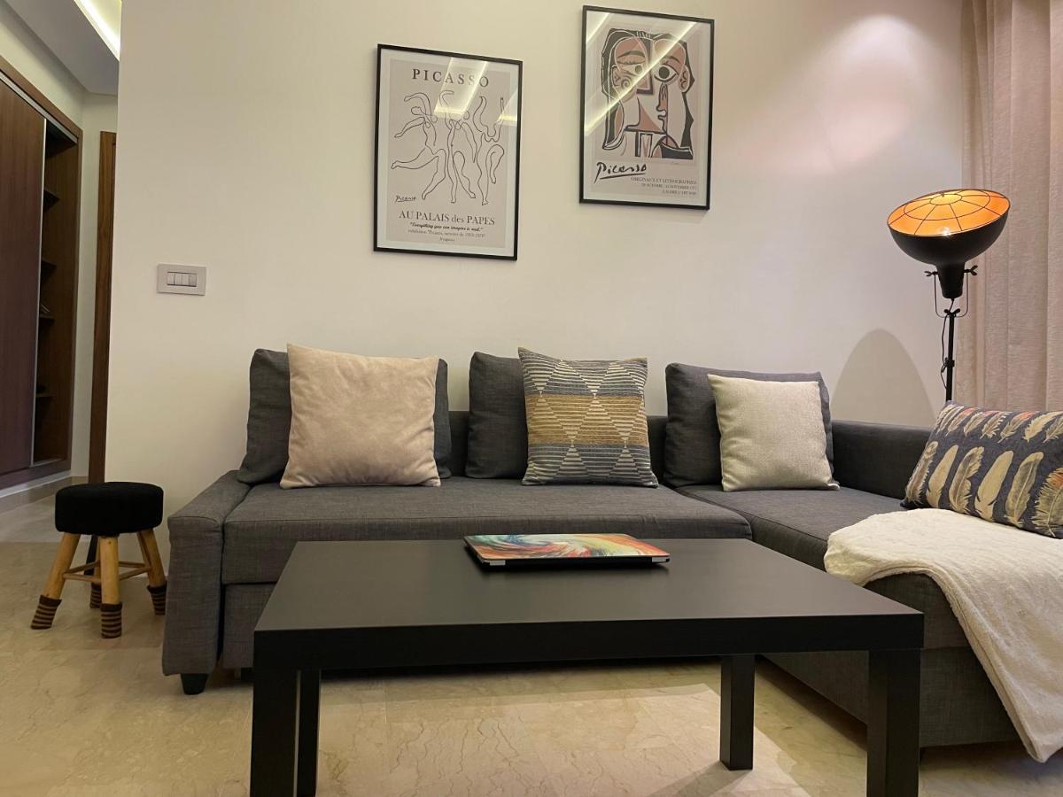 Picasso - Luxury Apartment With Swimming Pool Casablanca Bagian luar foto