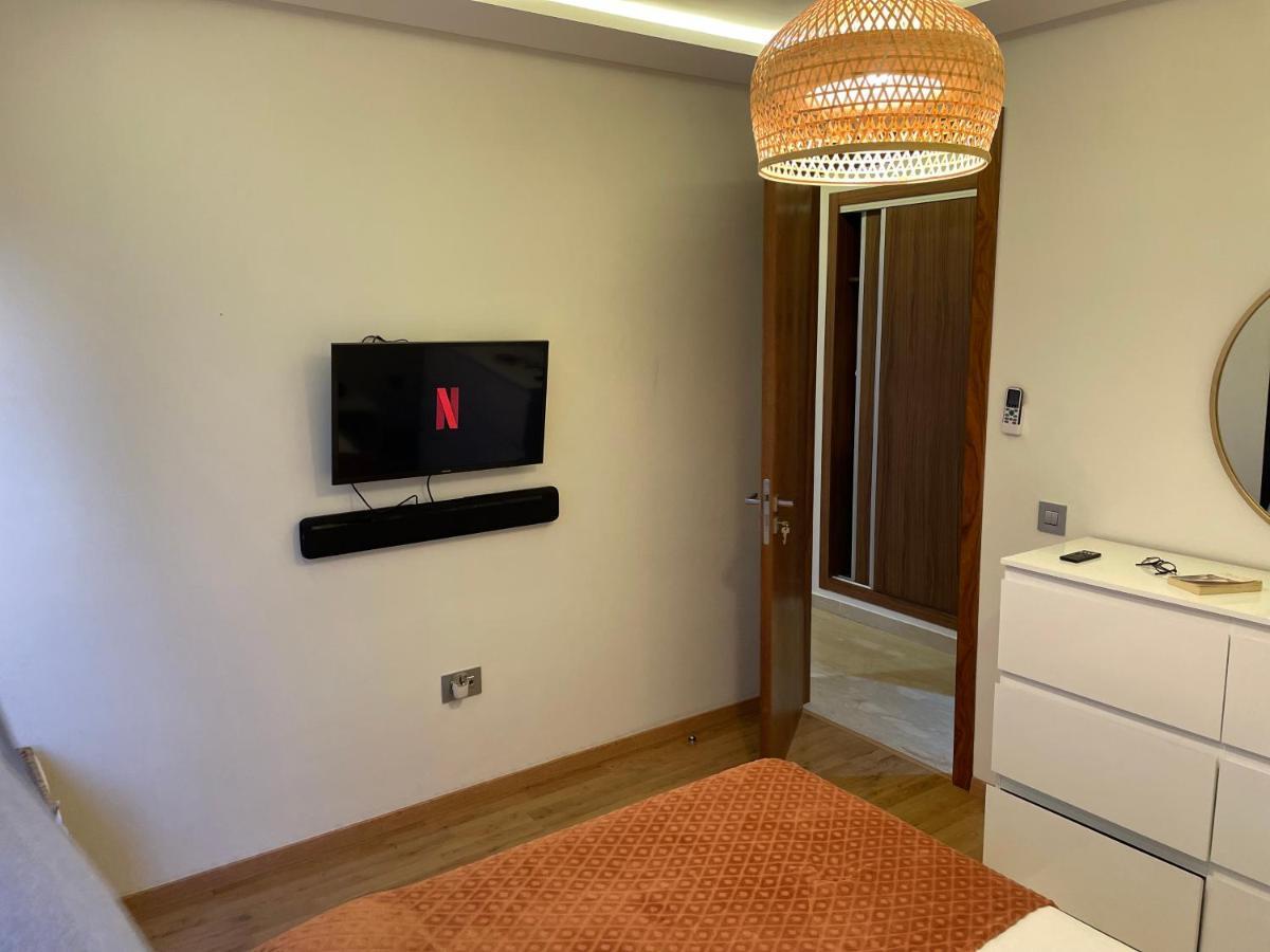 Picasso - Luxury Apartment With Swimming Pool Casablanca Bagian luar foto
